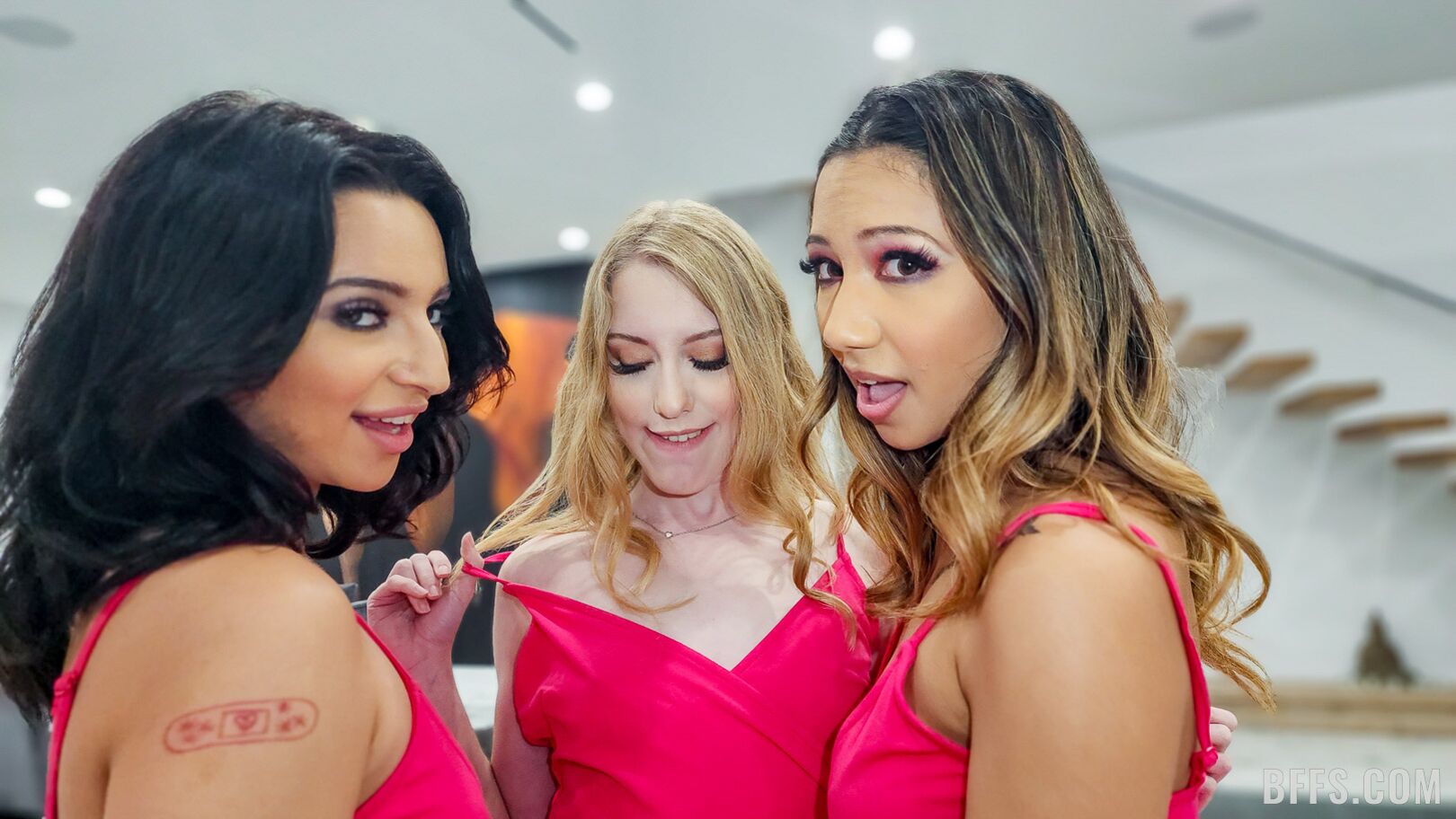 Girlfriend(s) For Rent