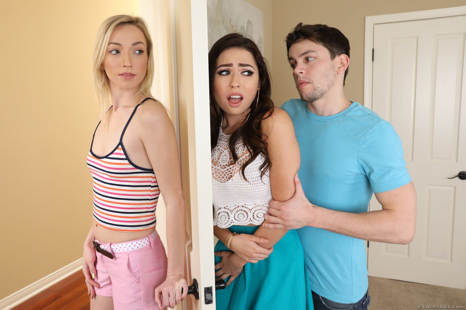 Cheating Whore's Behavior