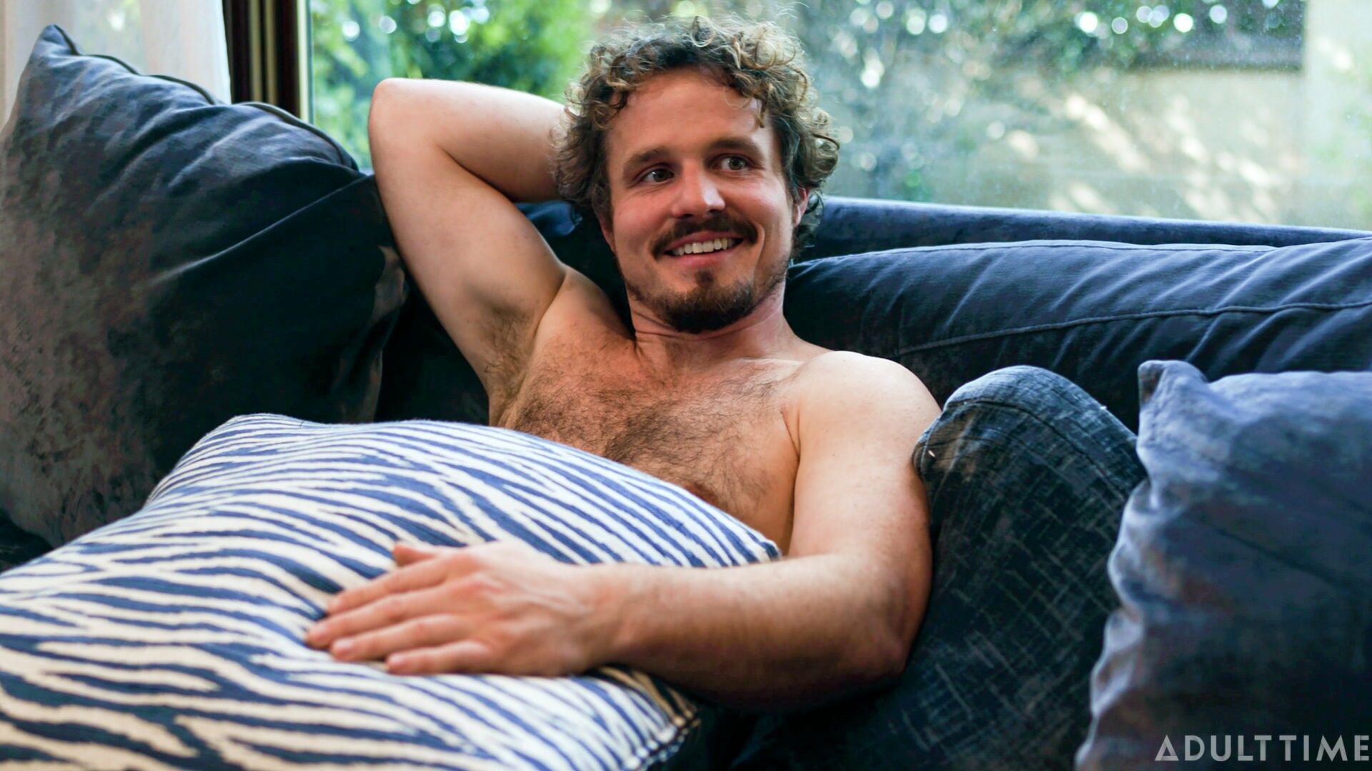 Lust Triangles: Room For A Third