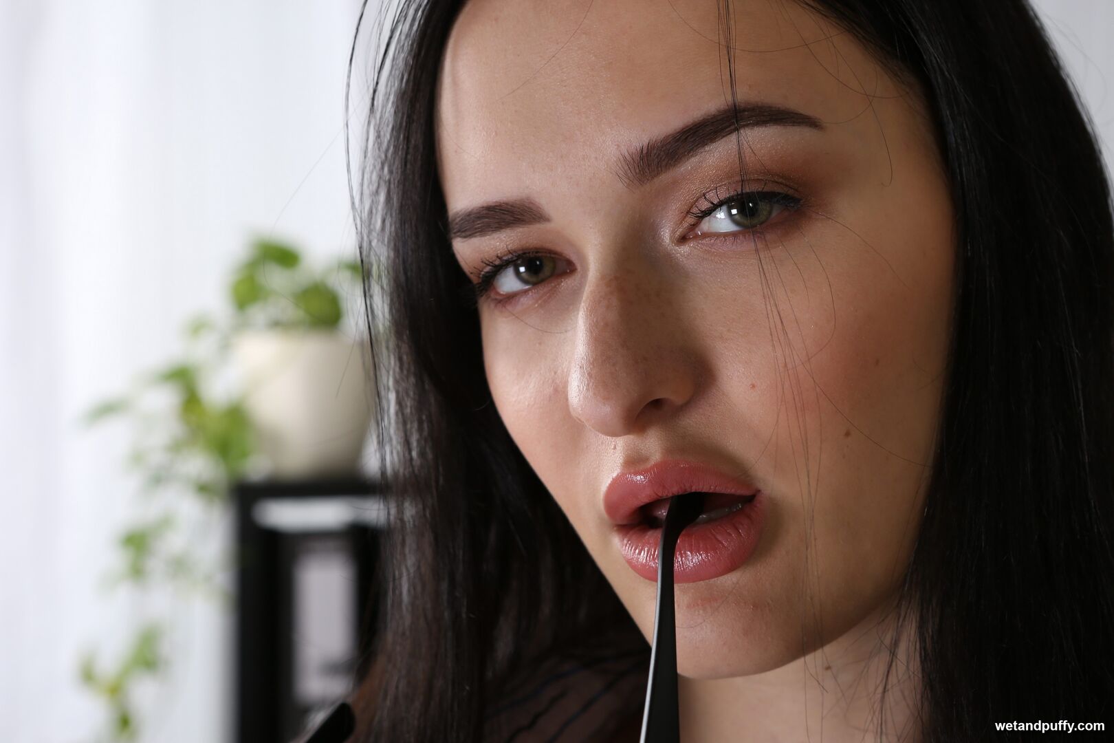 SASHA SPARROW — SENSUAL SECRETARY