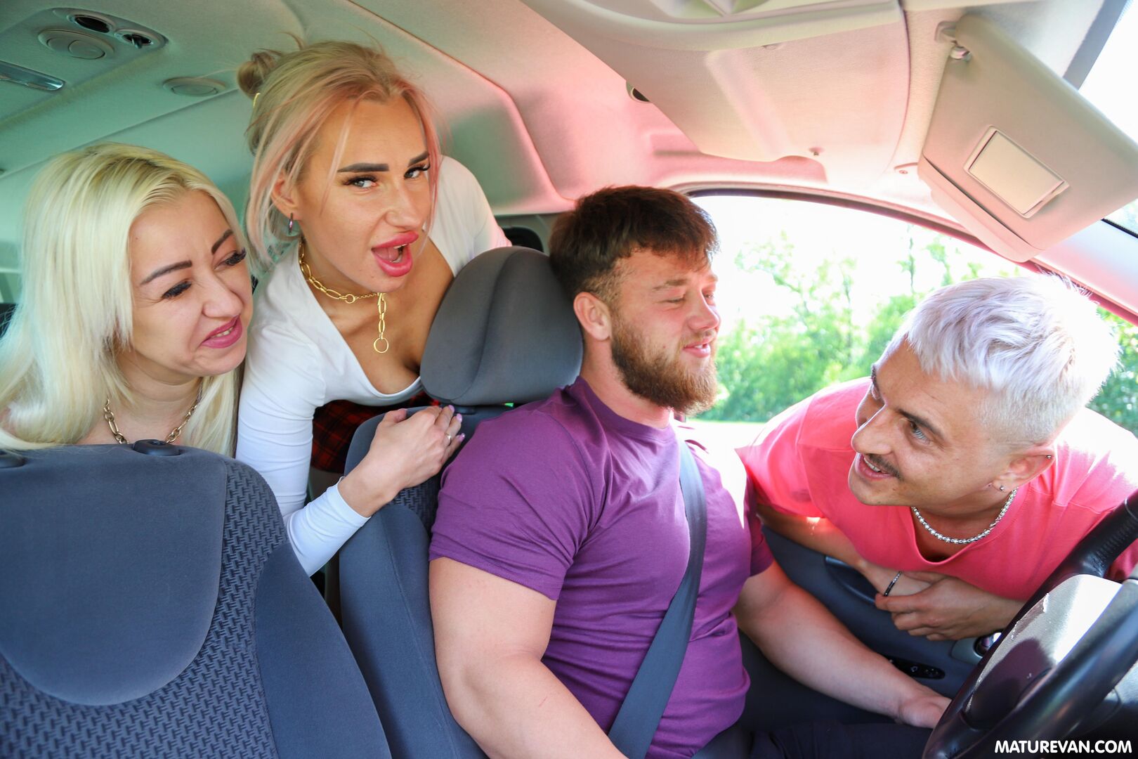 Scooter and vanpussies