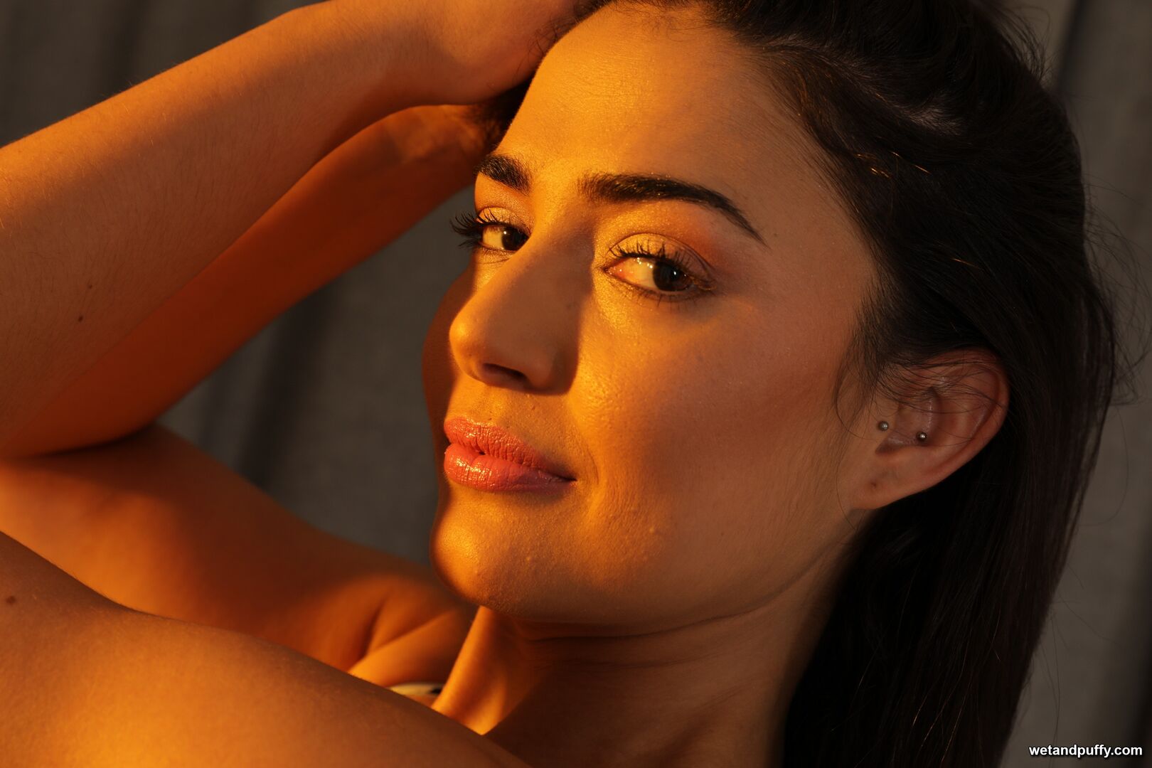 NURIA — ALONE TIME