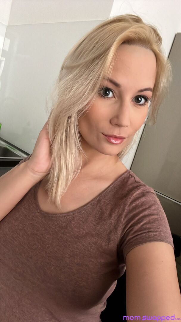 Remembering The College Days - S2:E7