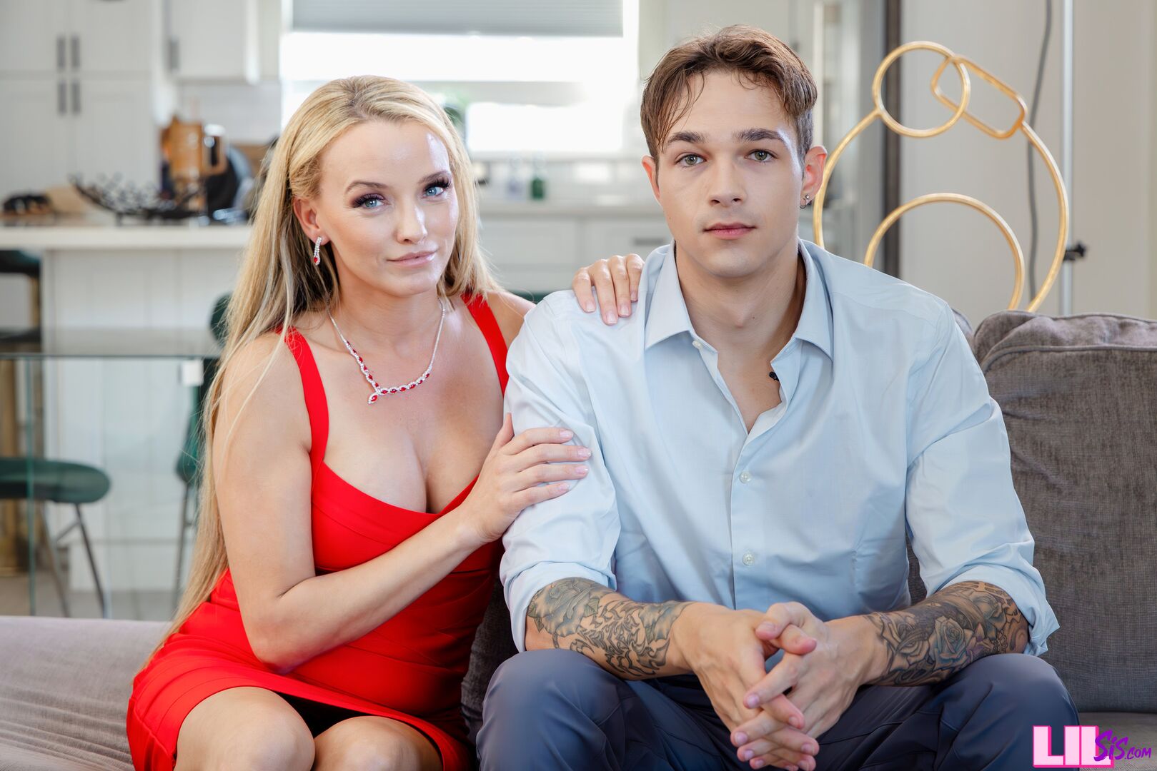 You Can Boss Me Around Lil Sis - S1:E2