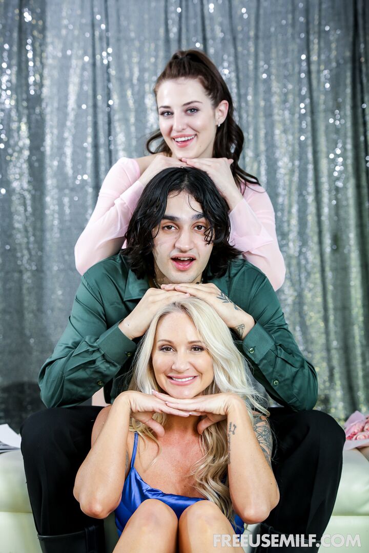 Smile for the Freeuse Camera