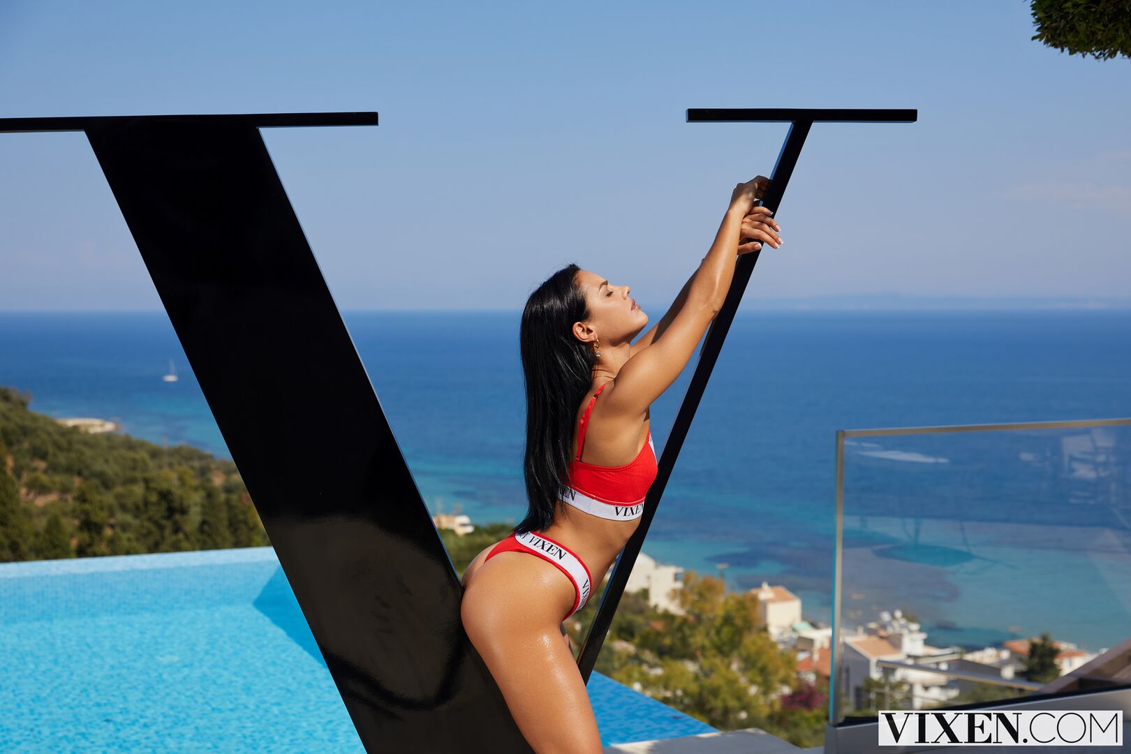 Hotel Vixen Season 2 Episode 10 Destination Bedding