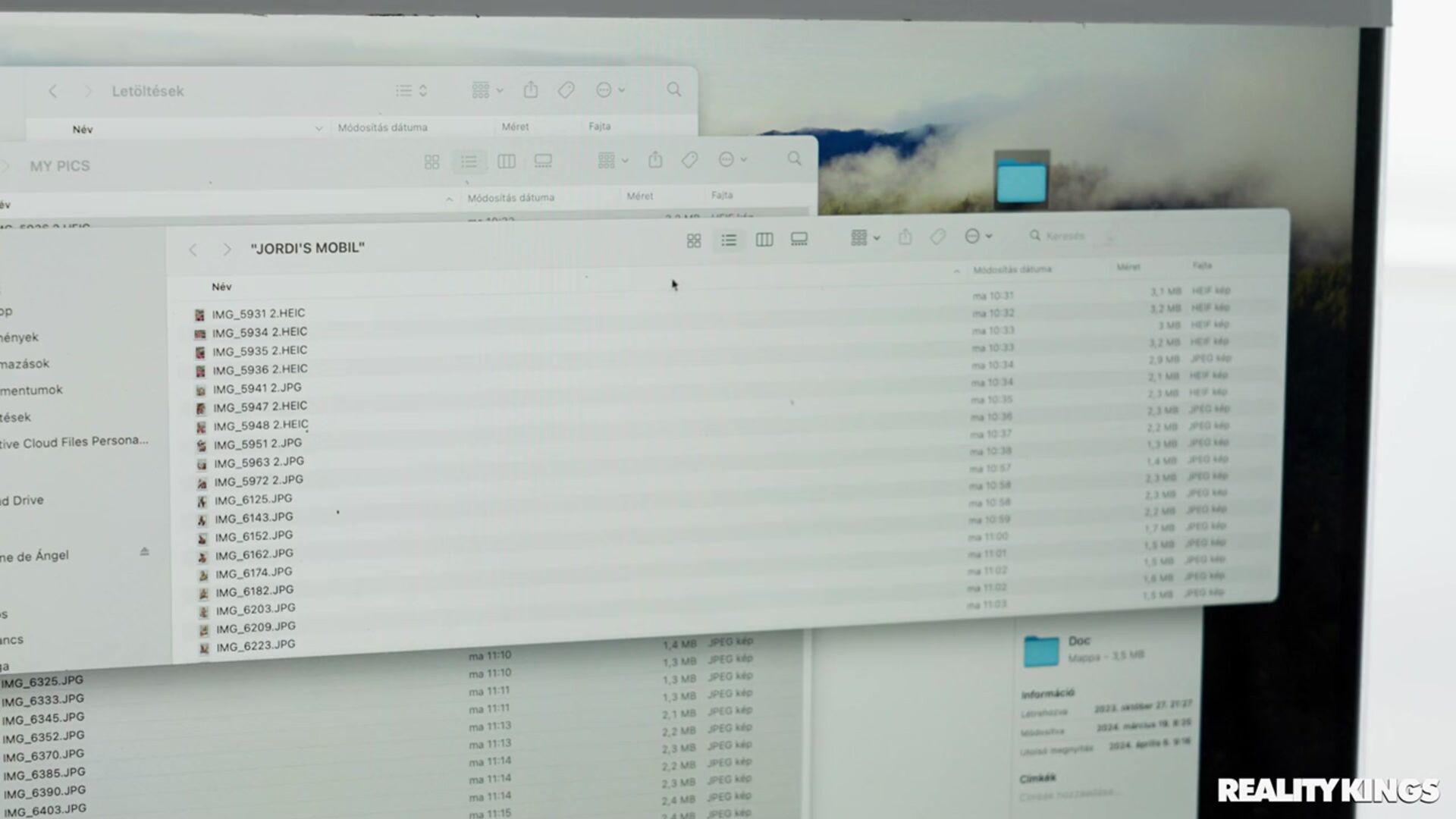 Finding A MILF's Nudes
