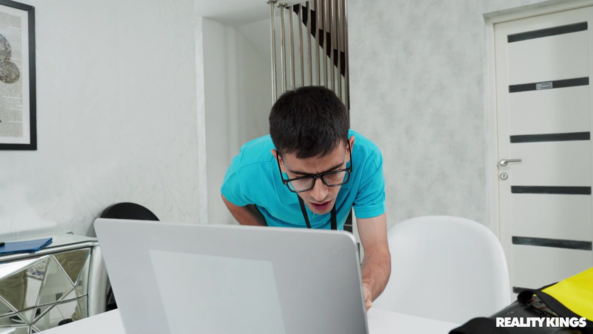 Finding A MILF's Nudes