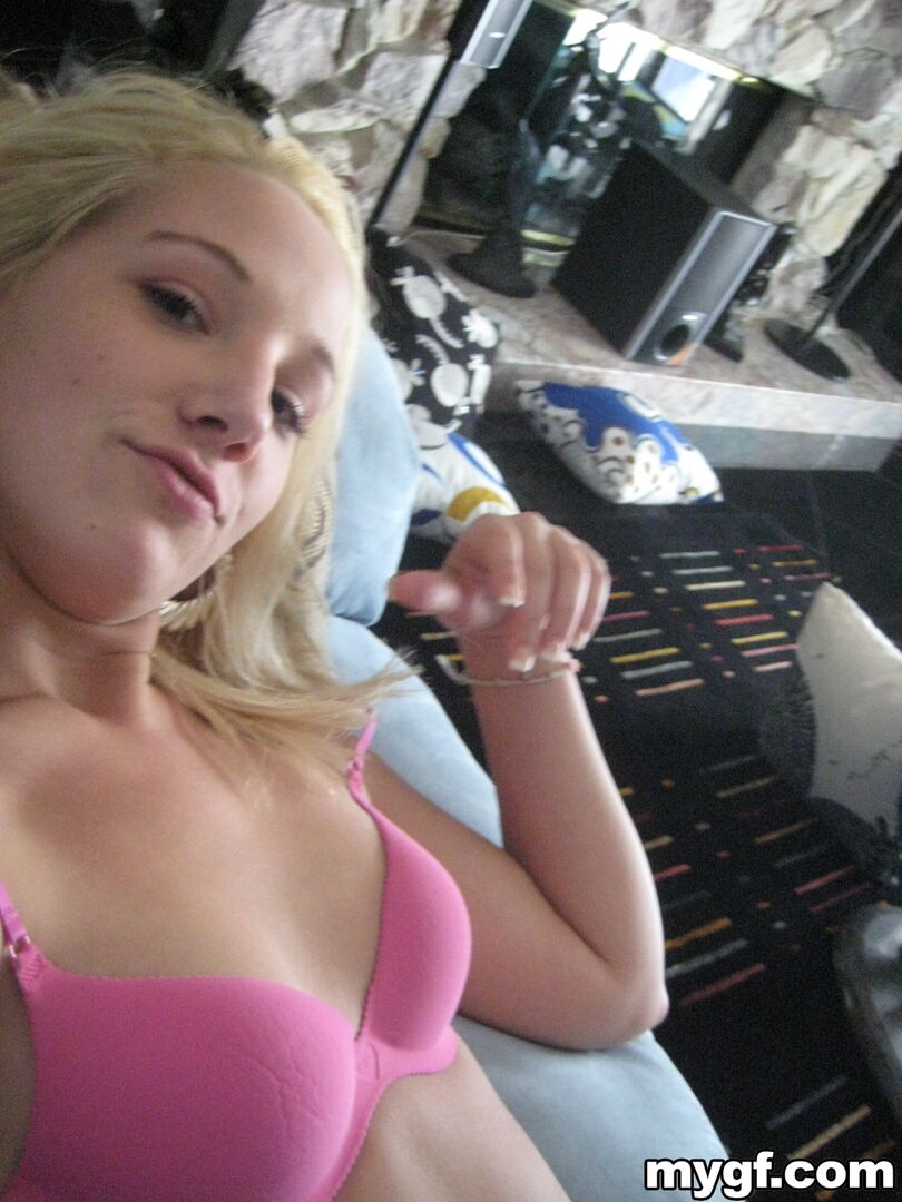 Blondie Takes The Dick