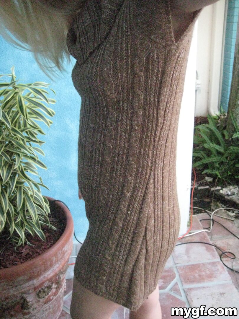 Blondie Takes The Dick