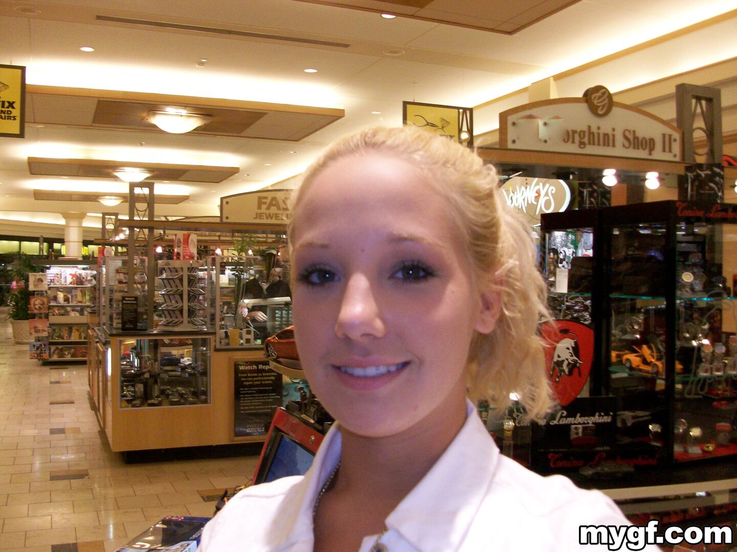 Blondie Takes The Dick