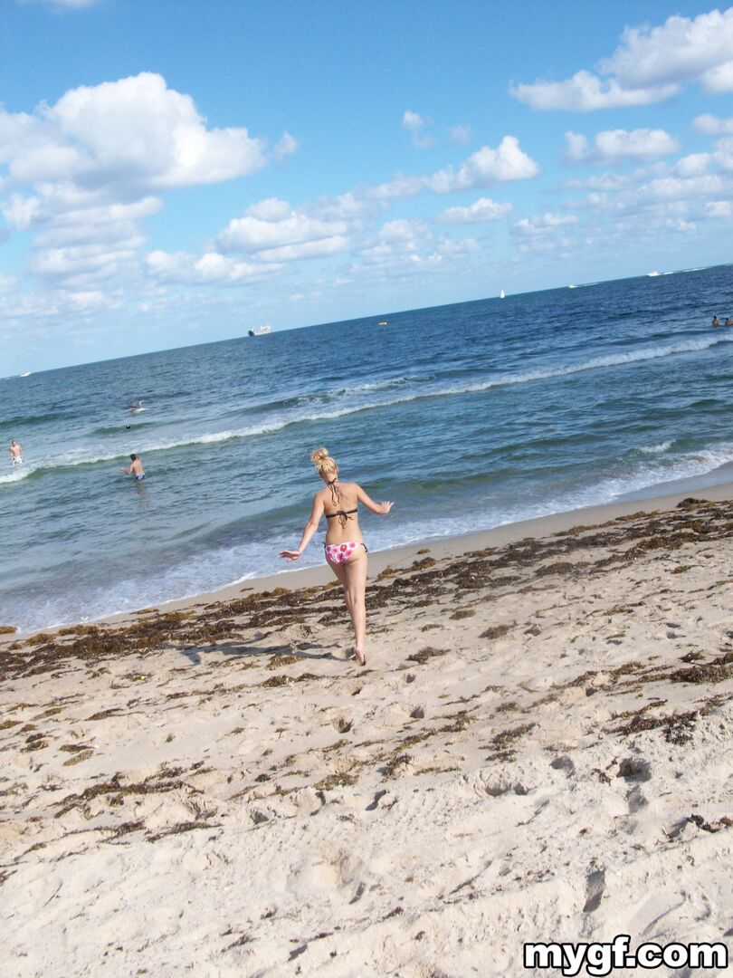 Blondie Takes The Dick