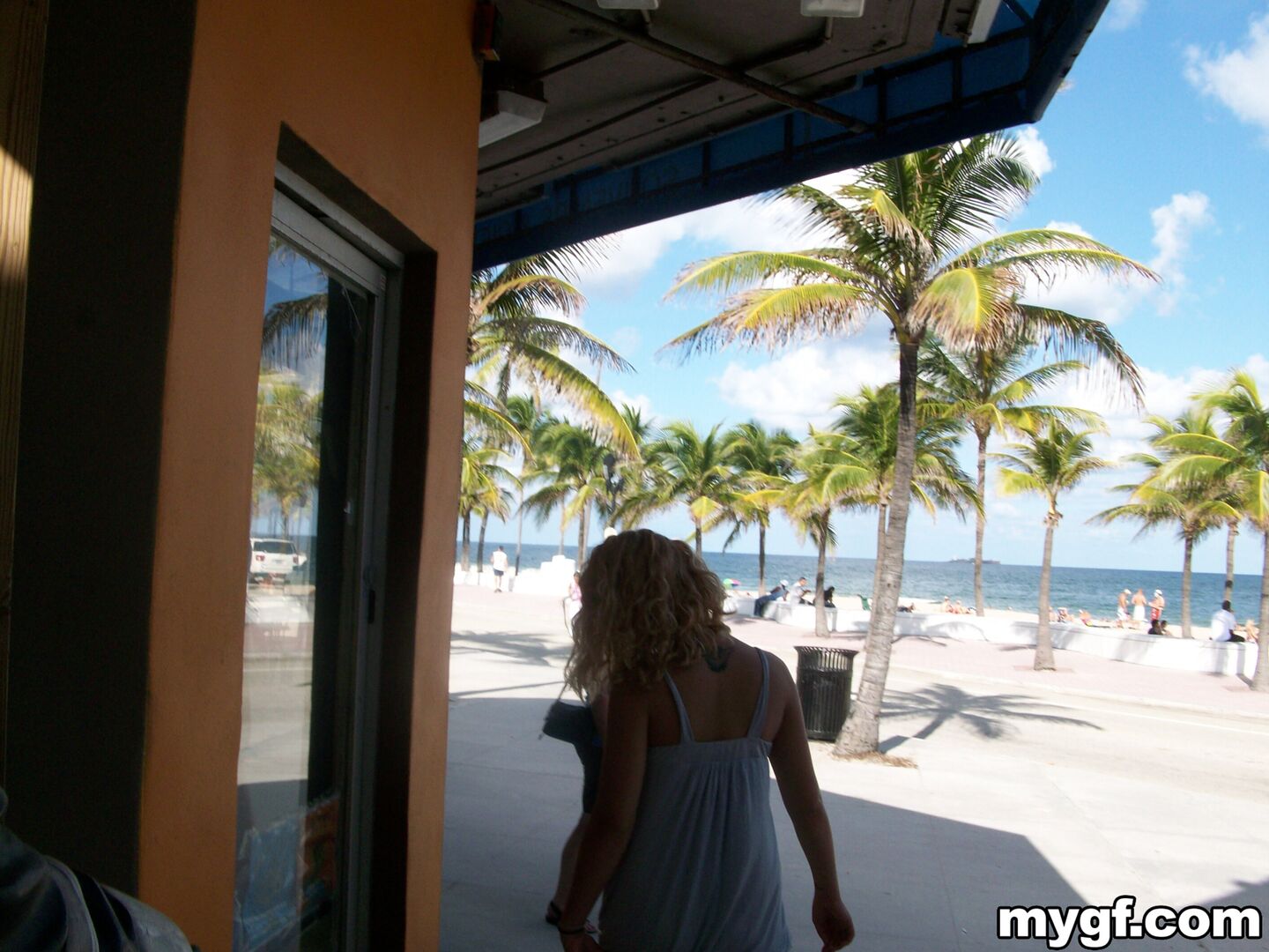 Blondie Takes The Dick