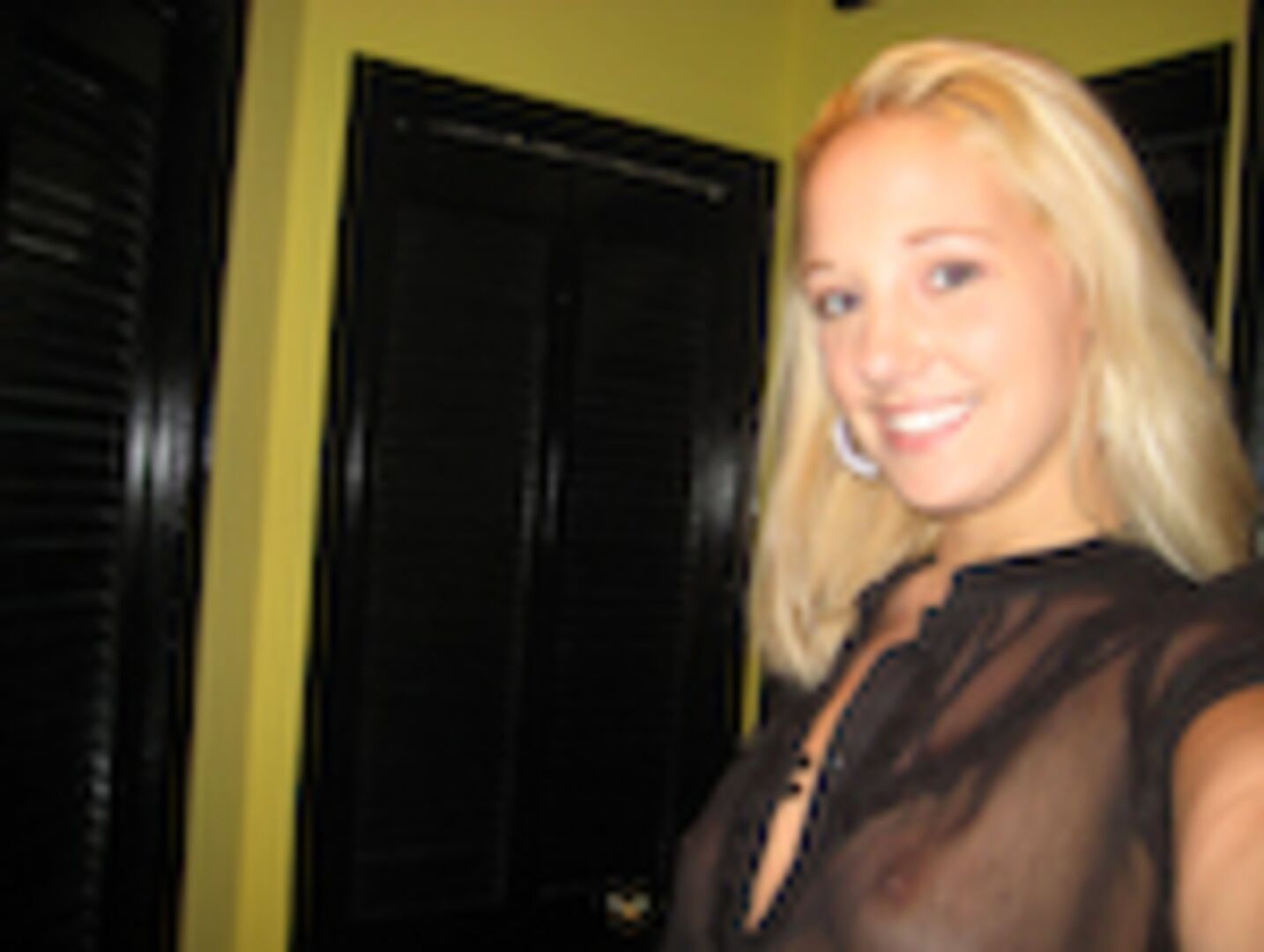 Blondie Takes The Dick