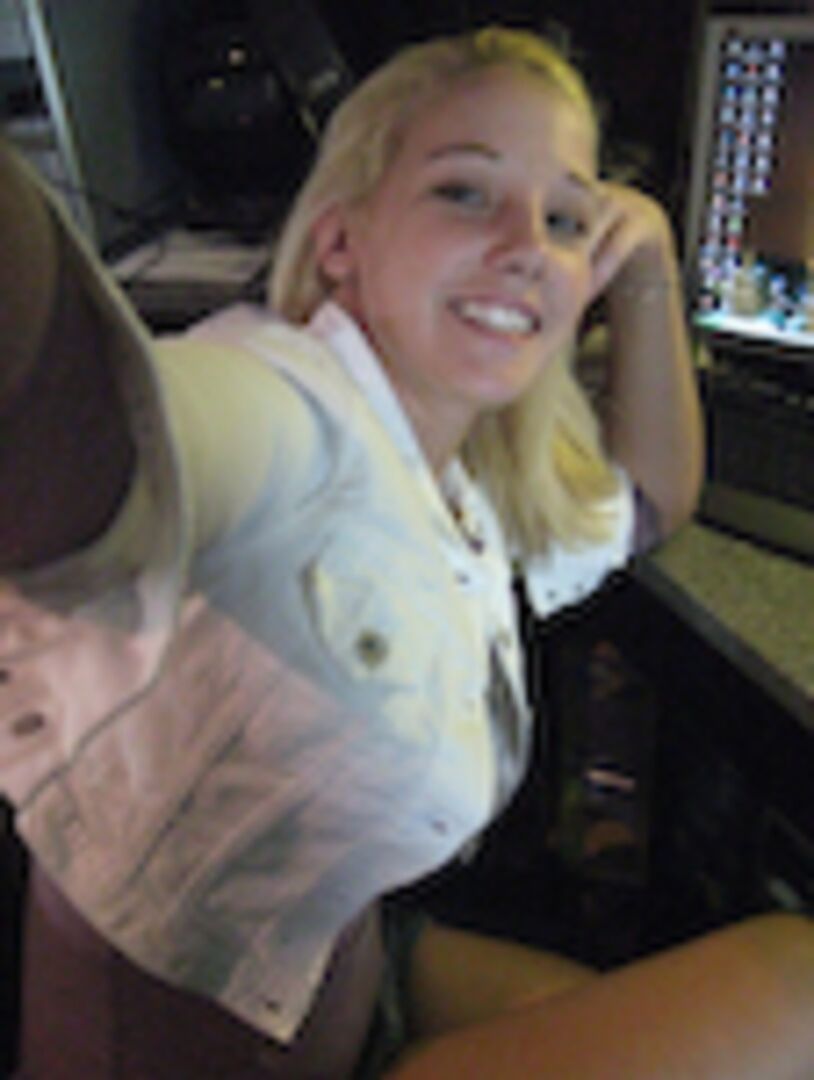 Blondie Takes The Dick