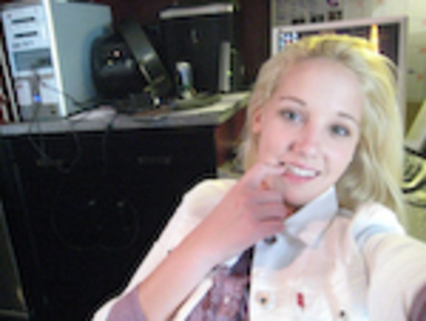 Blondie Takes The Dick