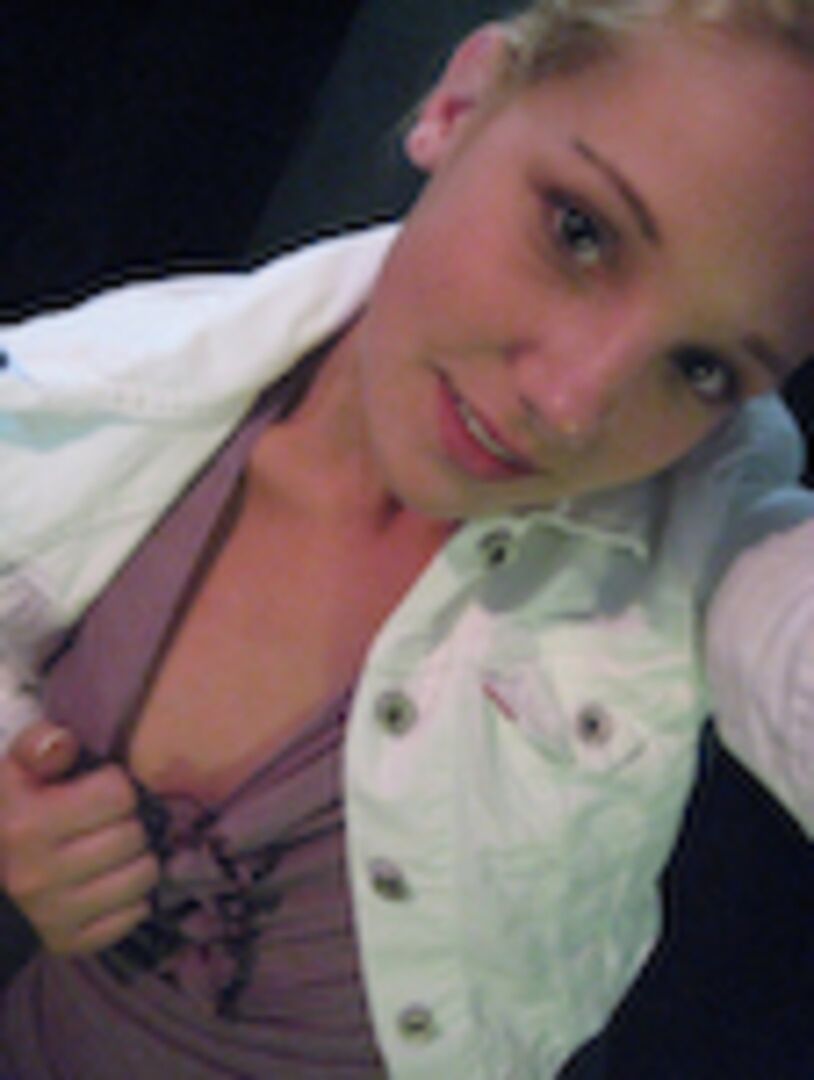 Blondie Takes The Dick