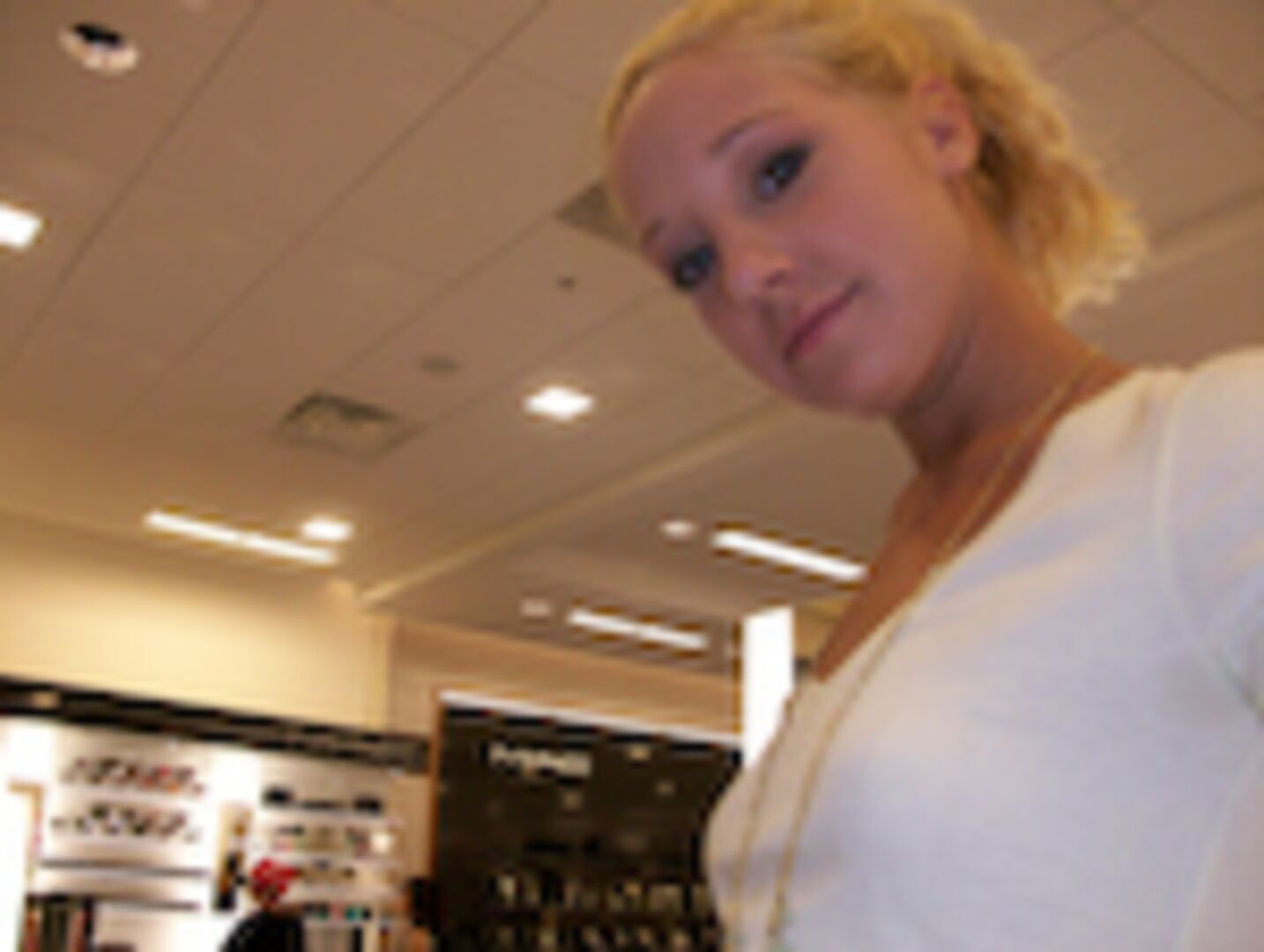 Blondie Takes The Dick