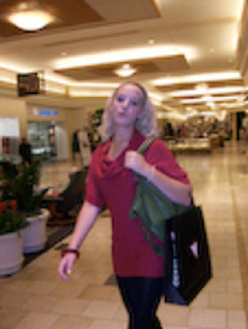 Blondie Takes The Dick