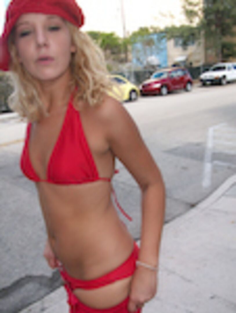 Blondie Takes The Dick