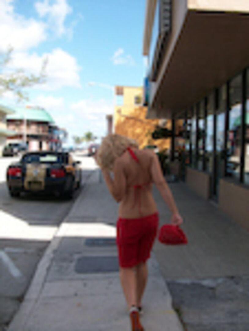 Blondie Takes The Dick