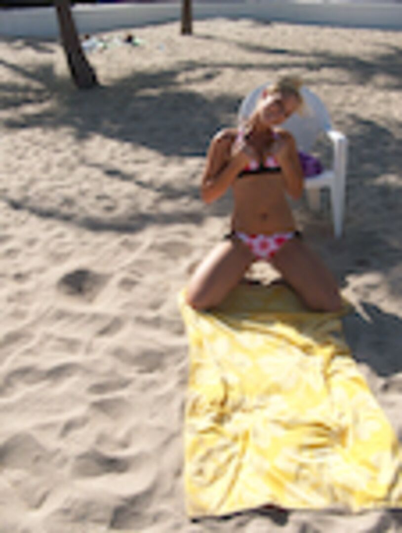 Blondie Takes The Dick