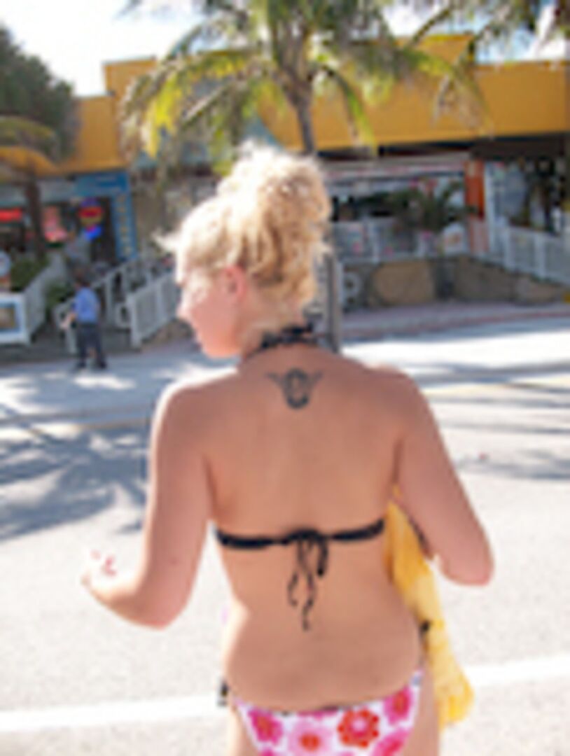 Blondie Takes The Dick