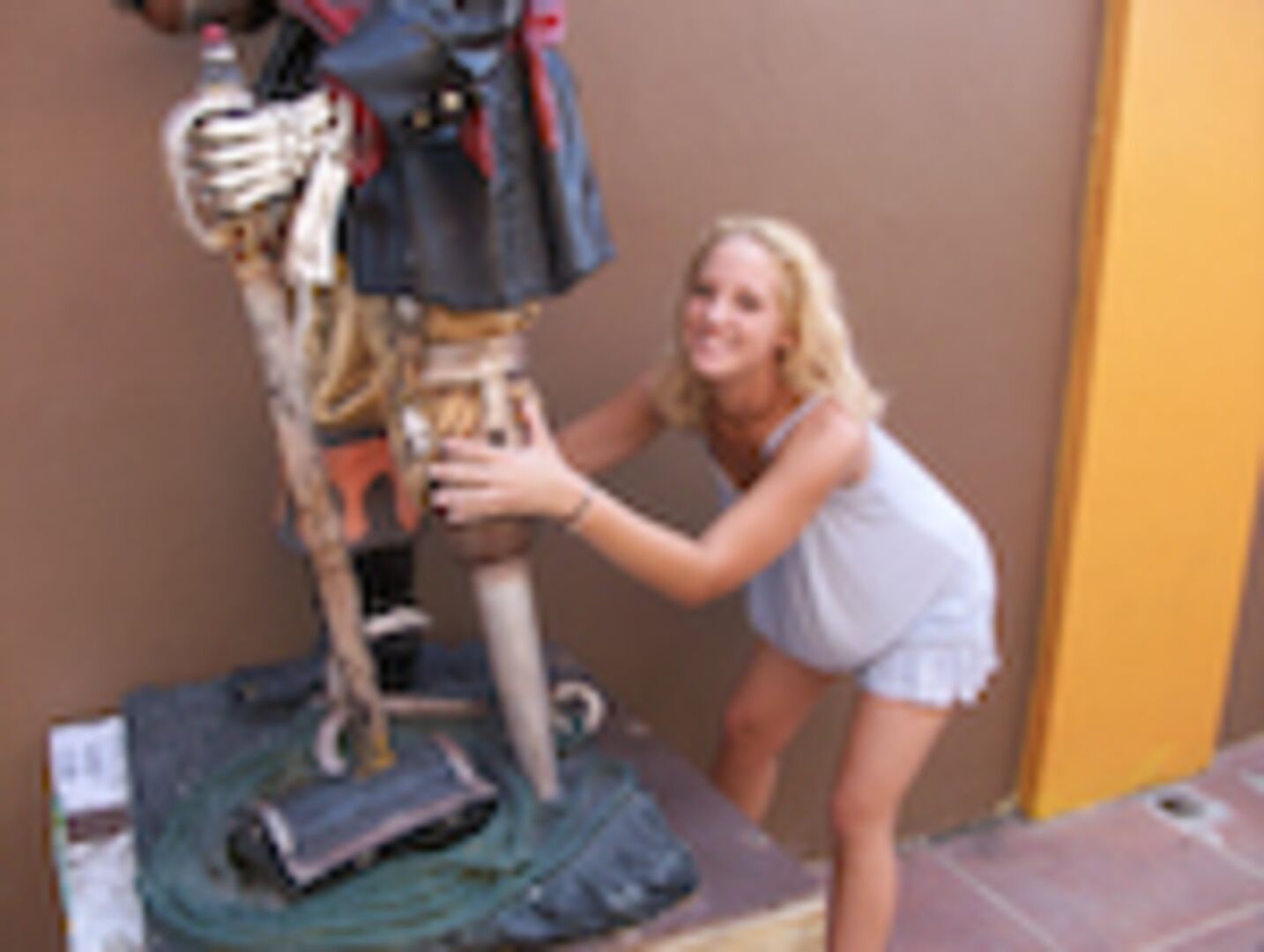 Blondie Takes The Dick