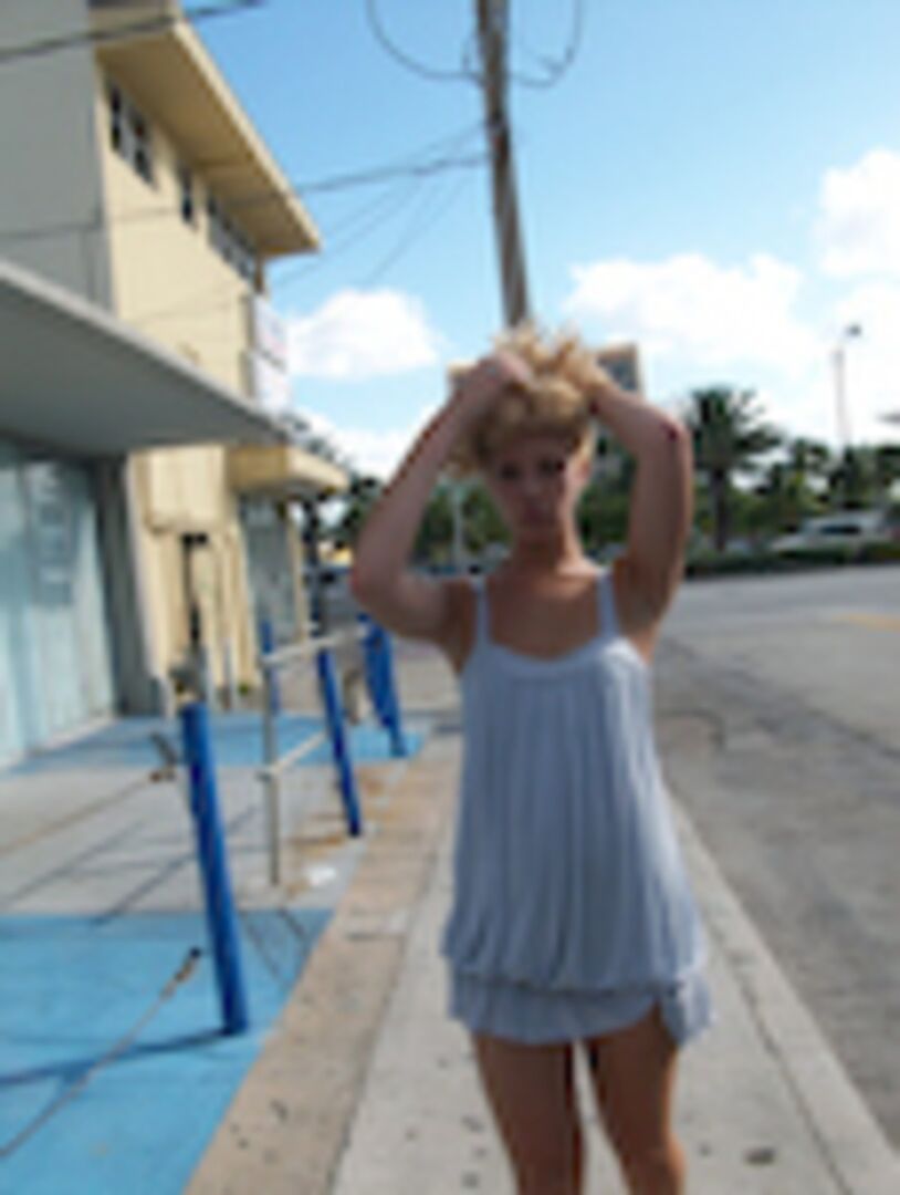 Blondie Takes The Dick