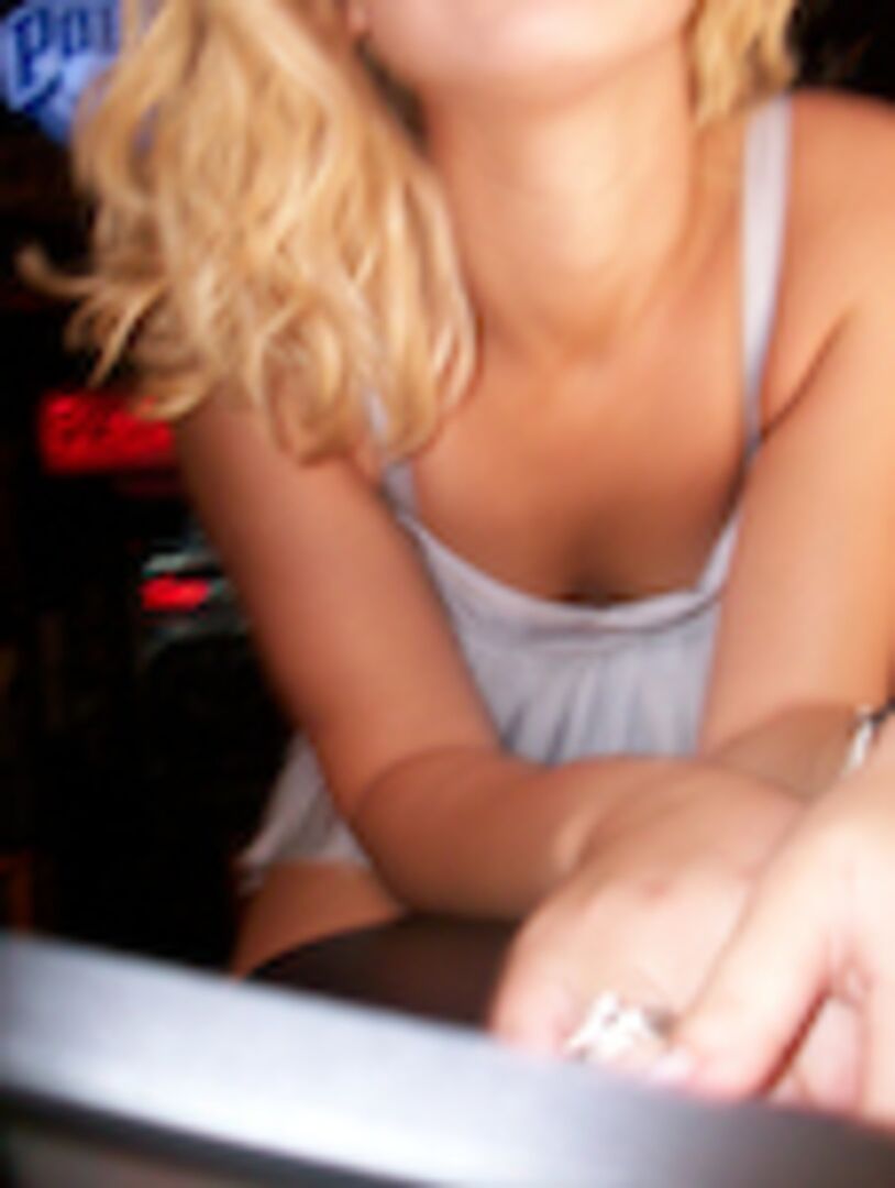 Blondie Takes The Dick