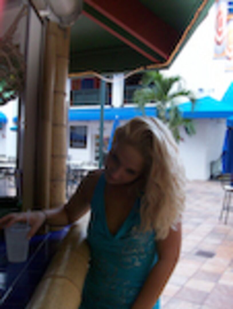 Blondie Takes The Dick