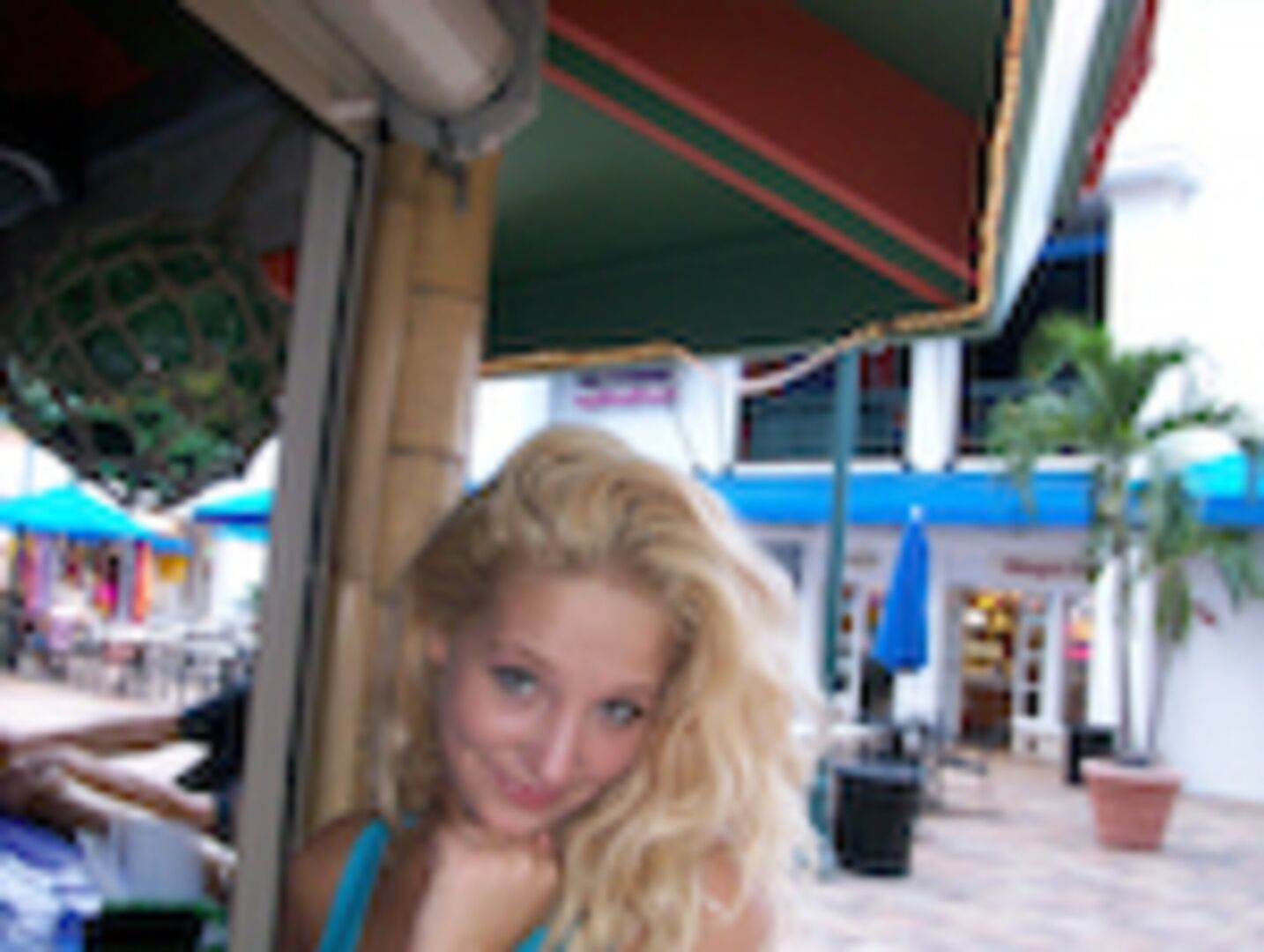 Blondie Takes The Dick