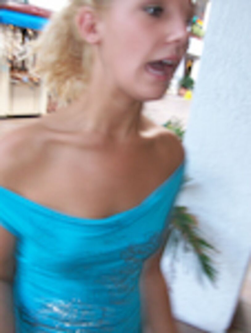 Blondie Takes The Dick