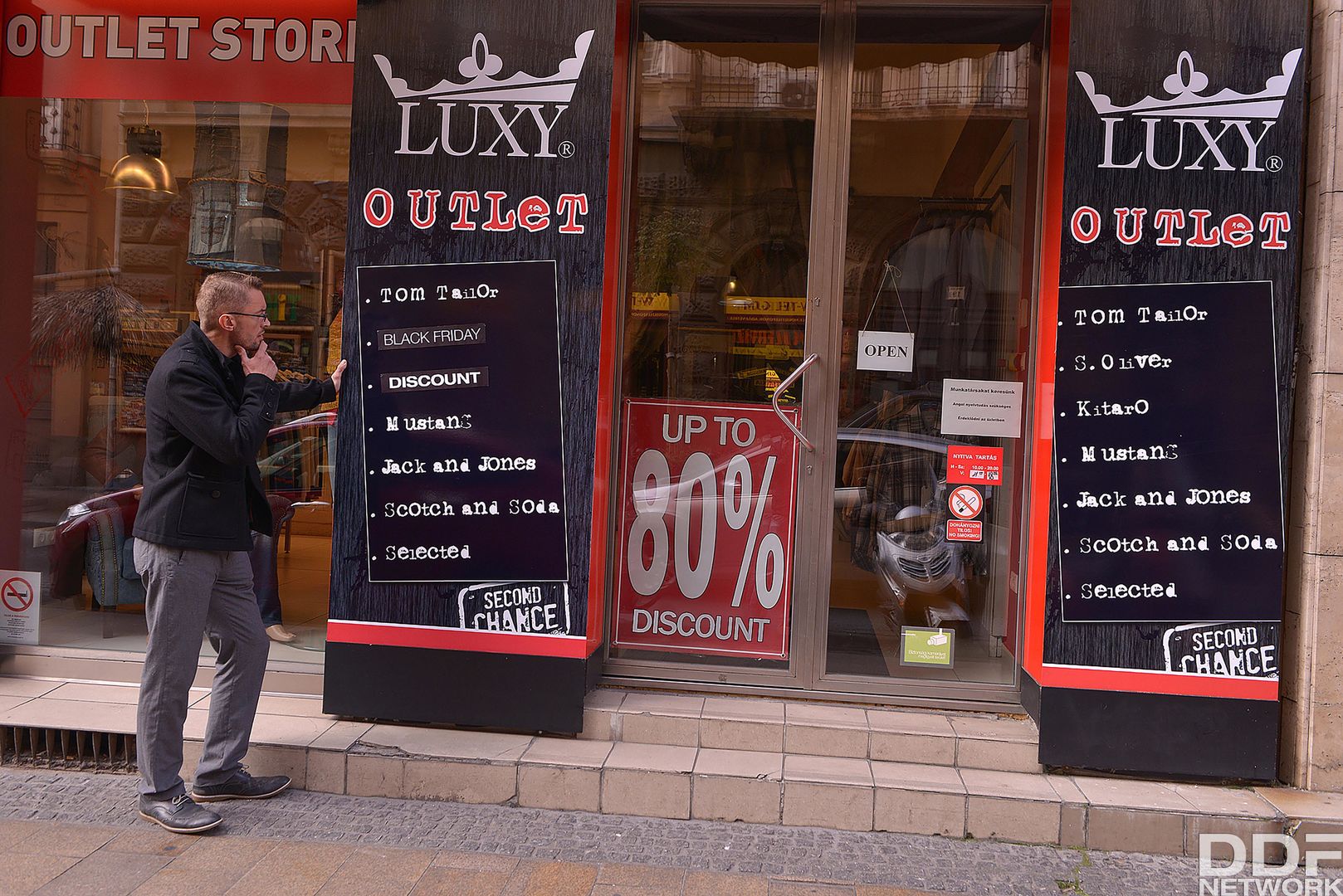 Blow Out Deal - Salesgirl Gets Her Ass And Pussy Stuffed In Store