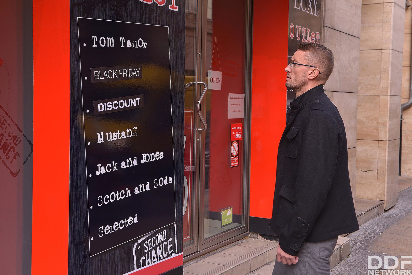 Blow Out Deal - Salesgirl Gets Her Ass And Pussy Stuffed In Store