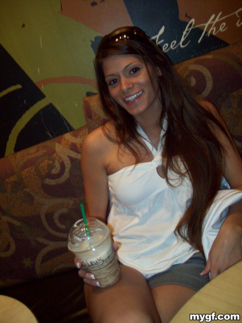 Beautiful Girl Loves Sexy Time