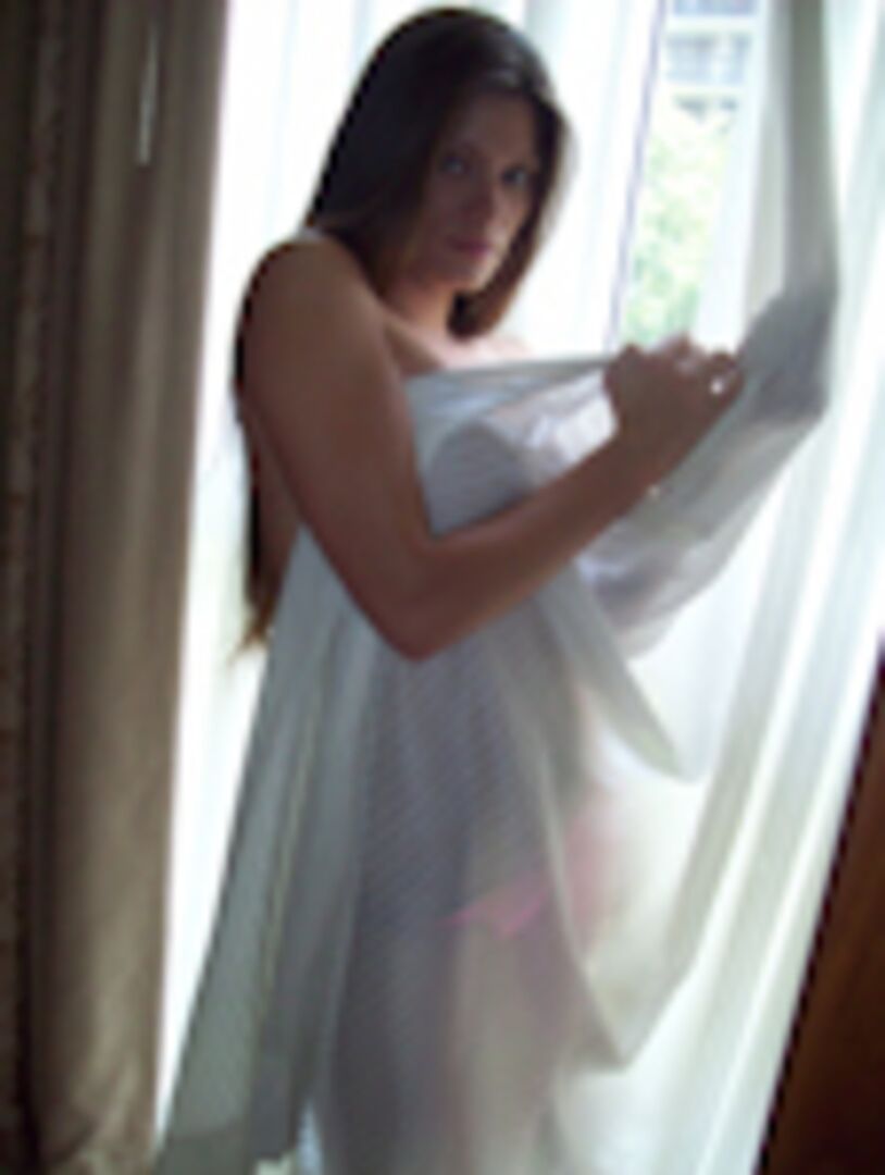 Beautiful Girl Loves Sexy Time