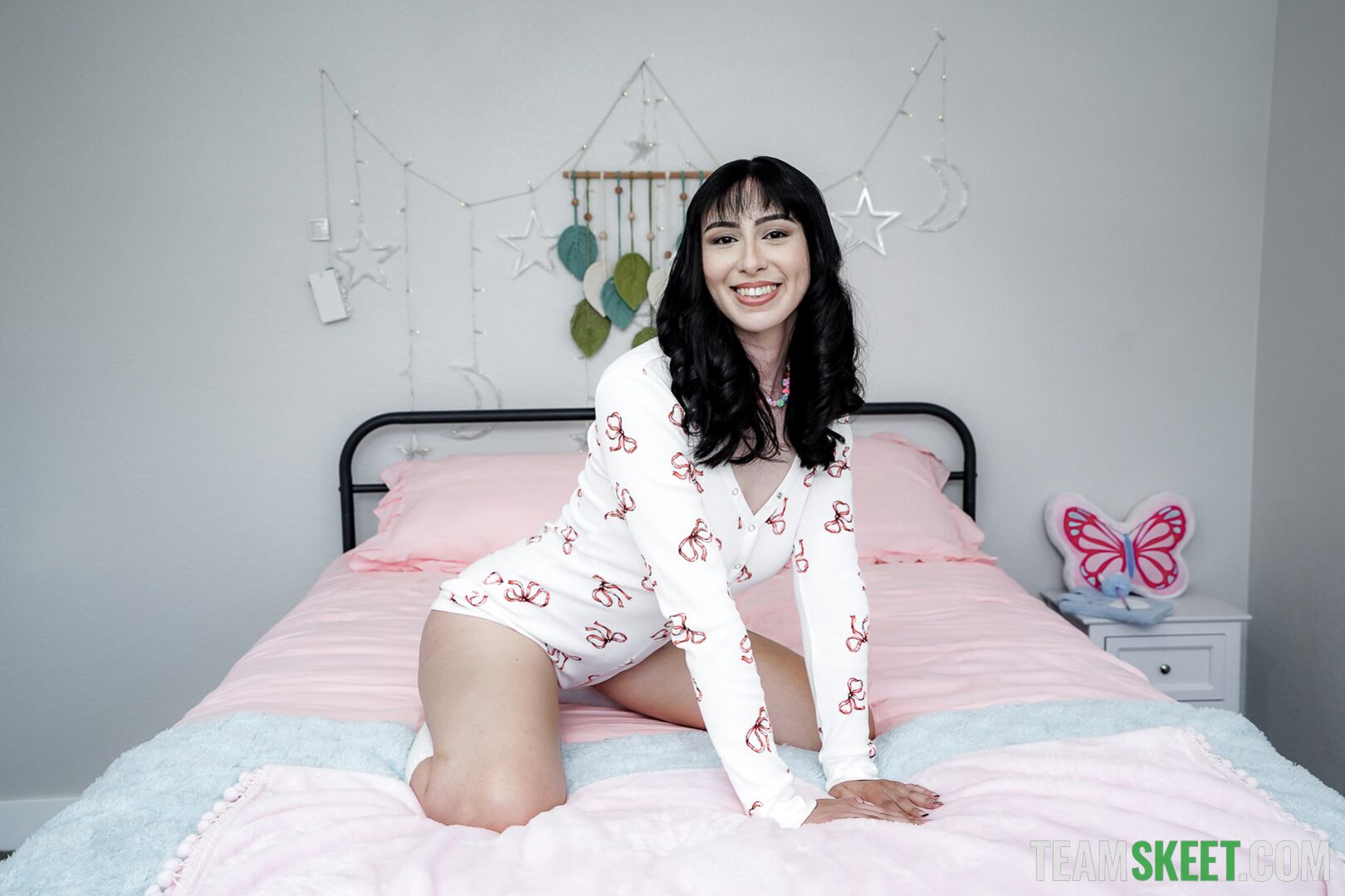 My First: Virgin Mariana’s Doctor Dick Down