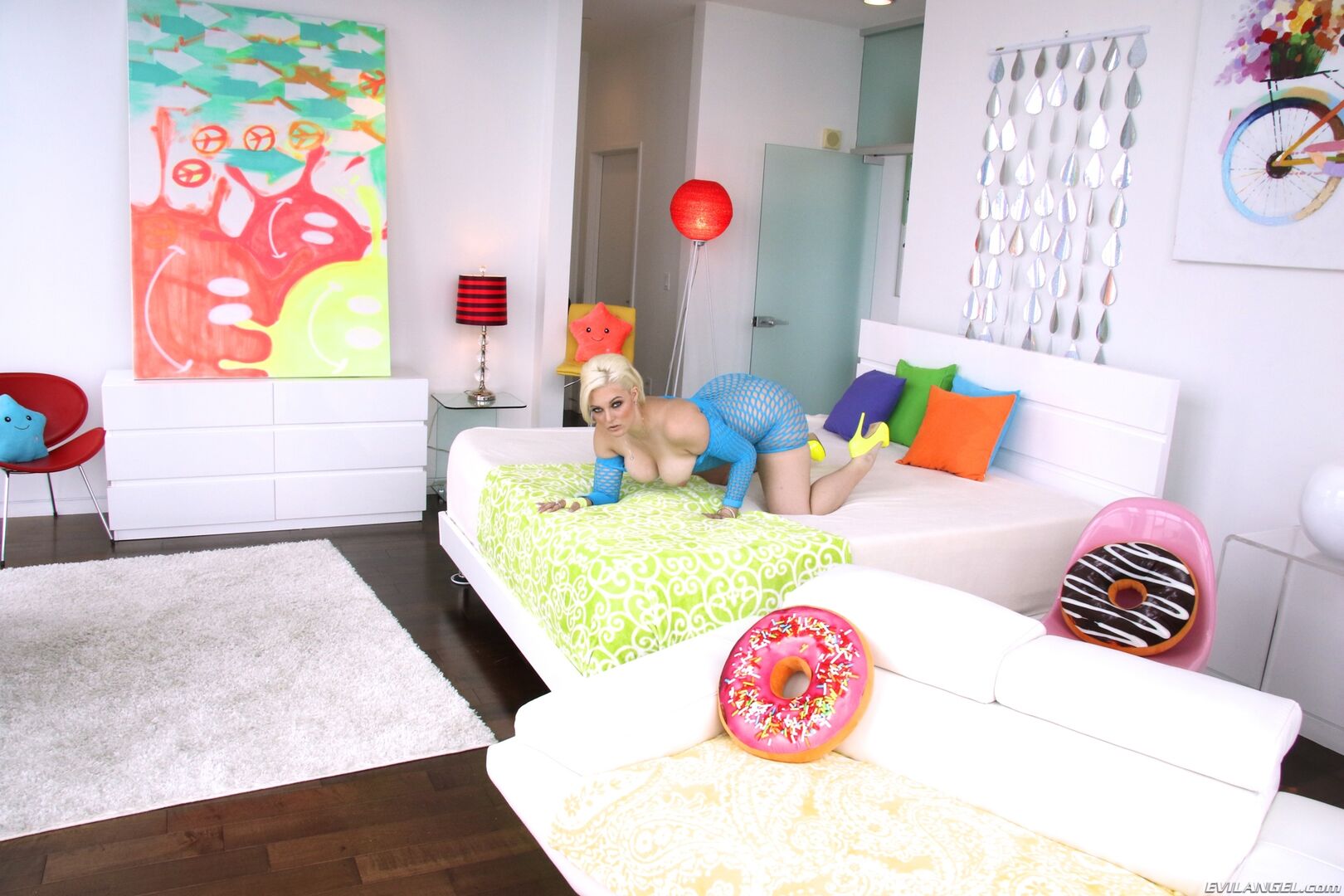 Jenna Ivory, Scene #01