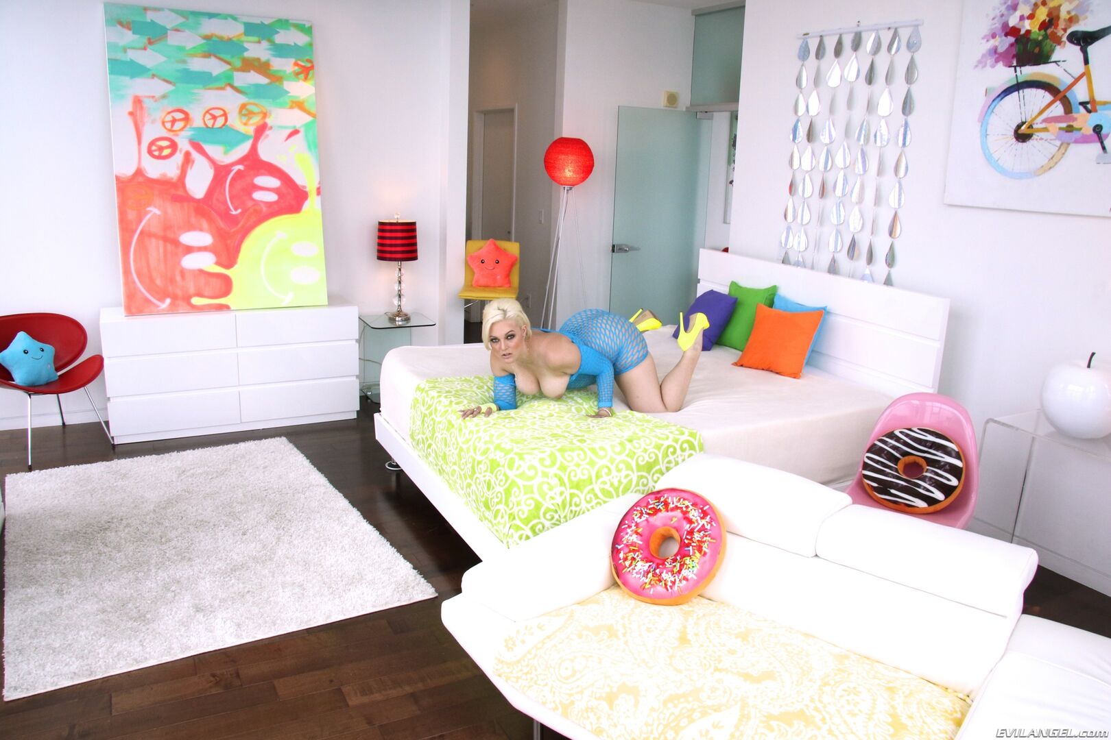 Jenna Ivory, Scene #01