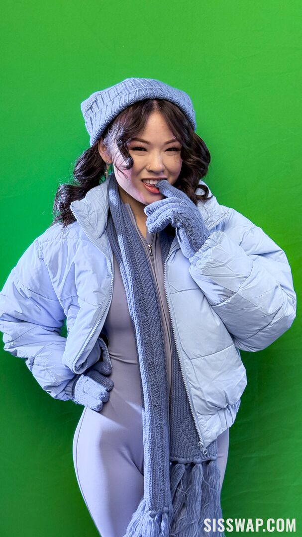 Our Pussy Withdrawal Ends With a Snowed-In Swap!