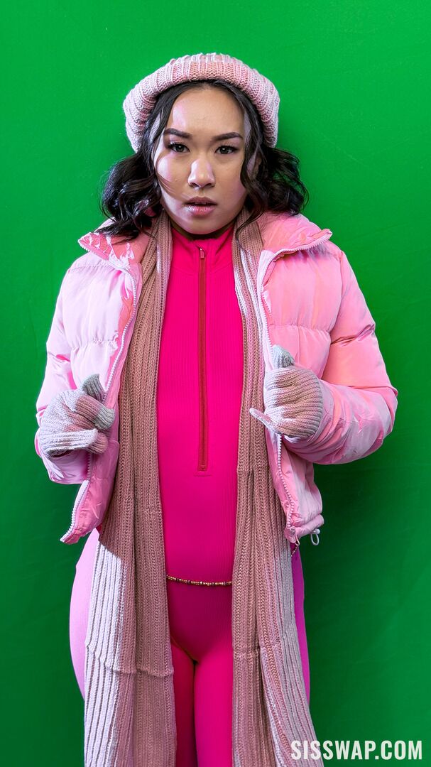 Our Pussy Withdrawal Ends With a Snowed-In Swap!