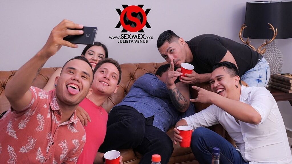 On all 4 to Get an A . Gia Kush