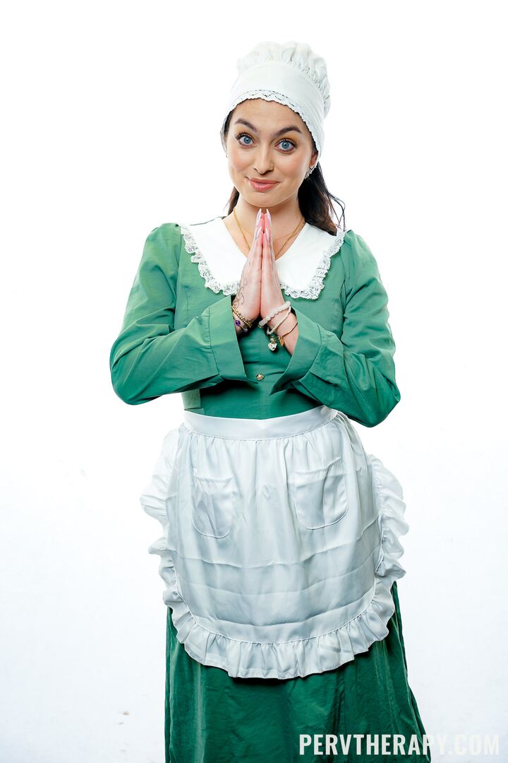 Dirty Shrink Takes Care of Her Innocent Amish Urges