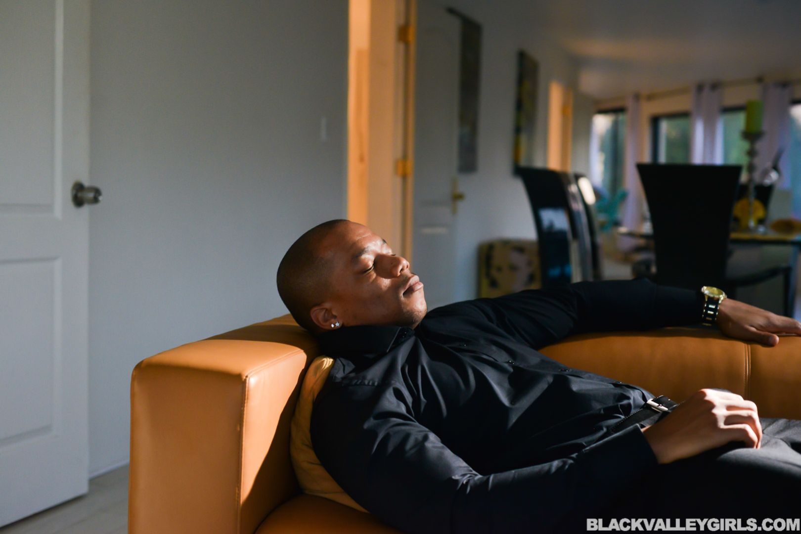 Fucking Behind My Overprotective Fathers Back