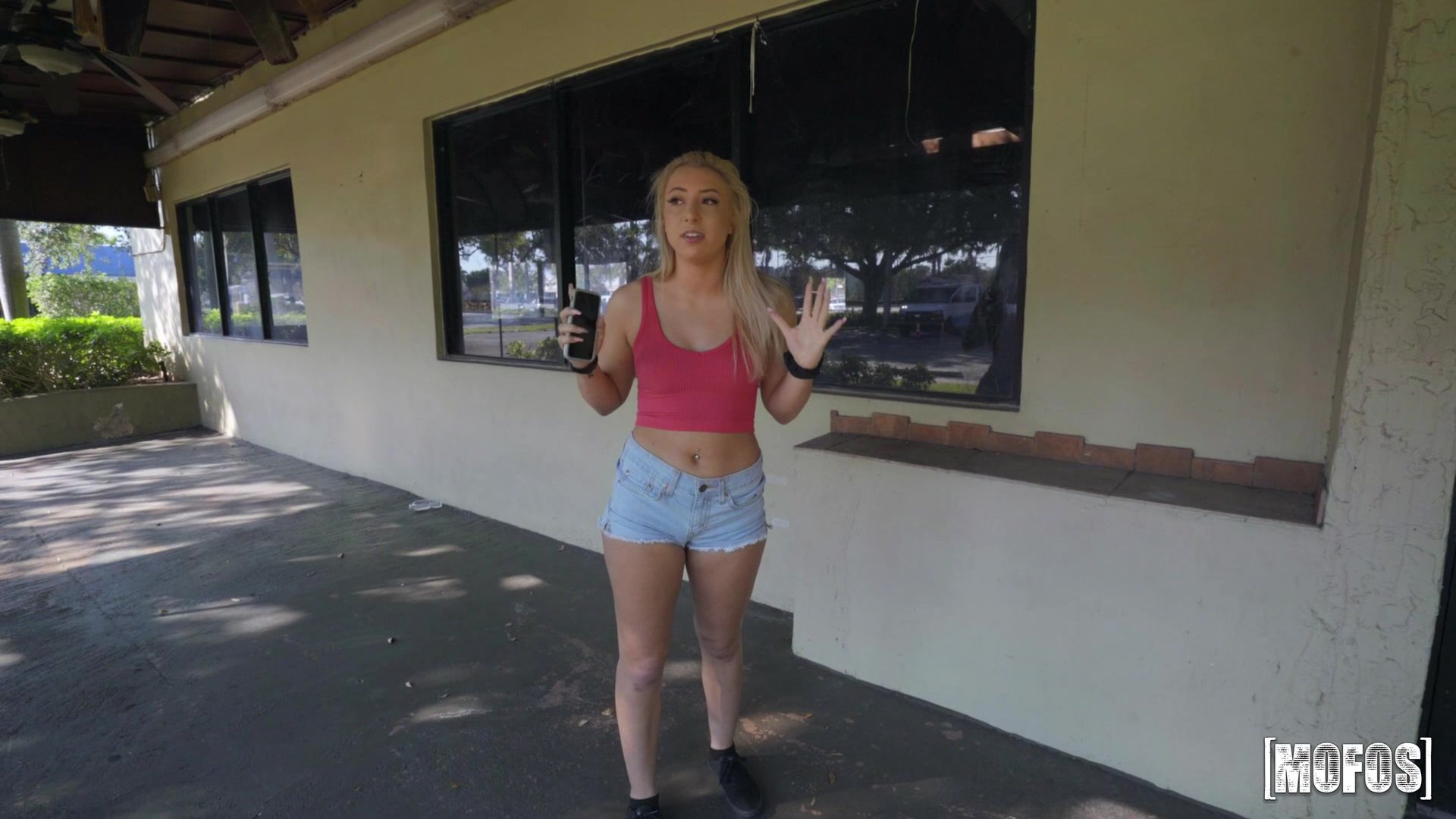 Hottie Has Nowhere To Go