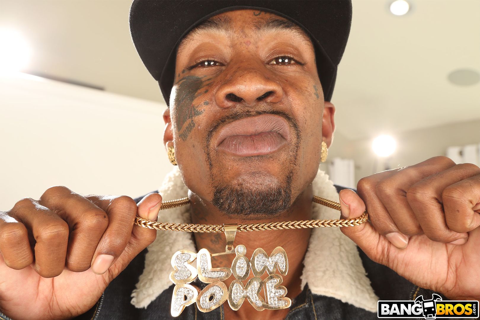 Modeling For Some Big Black Cock