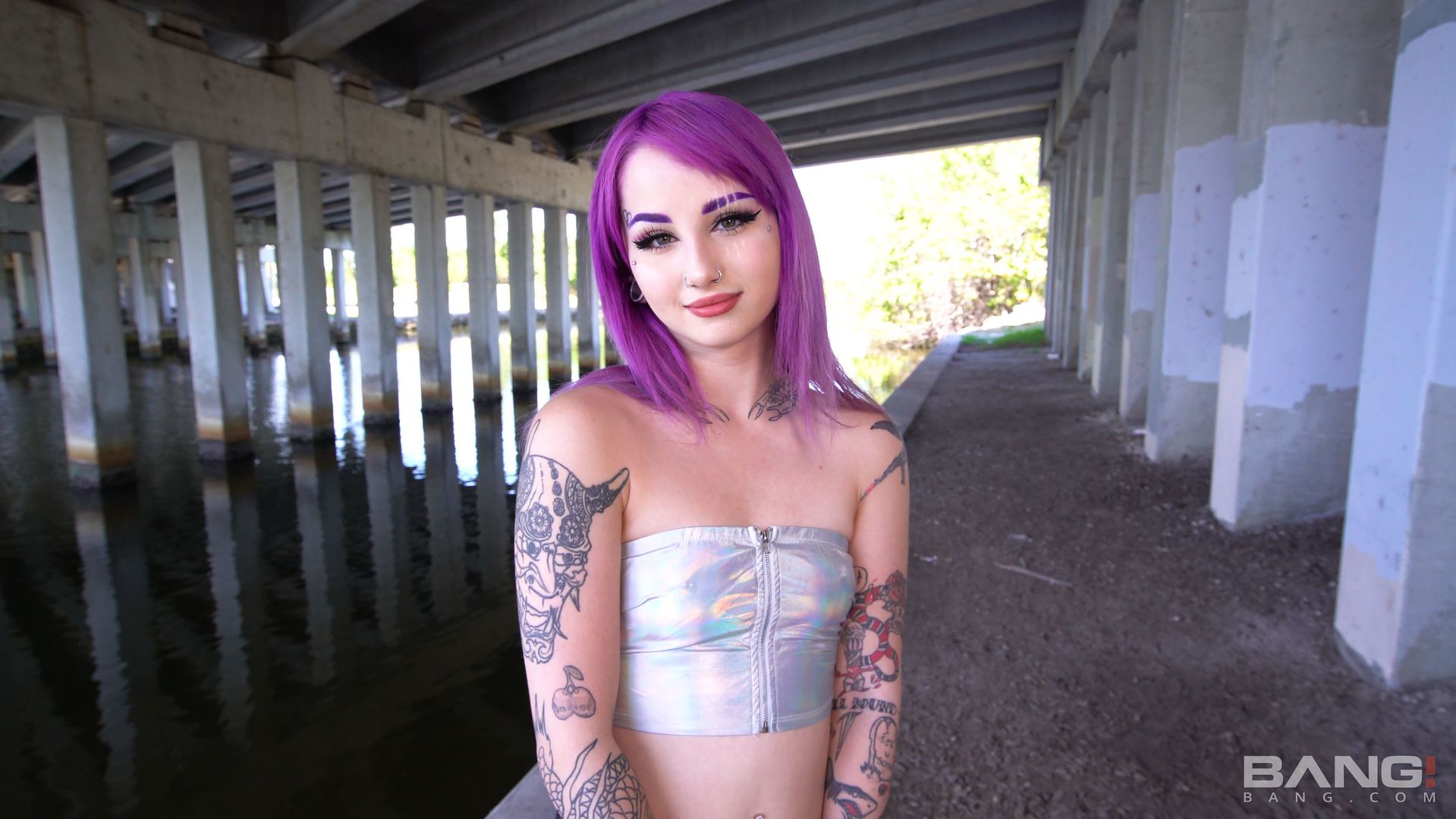 Val Steele Is A Rebel That Loves To Fuck In Public