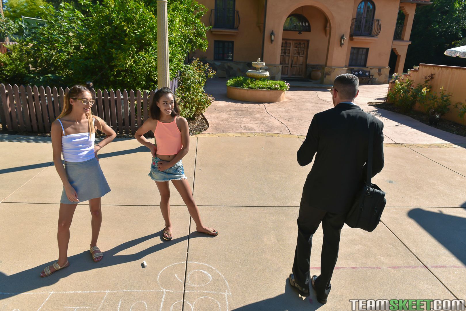 Hopskeet With Some Petites