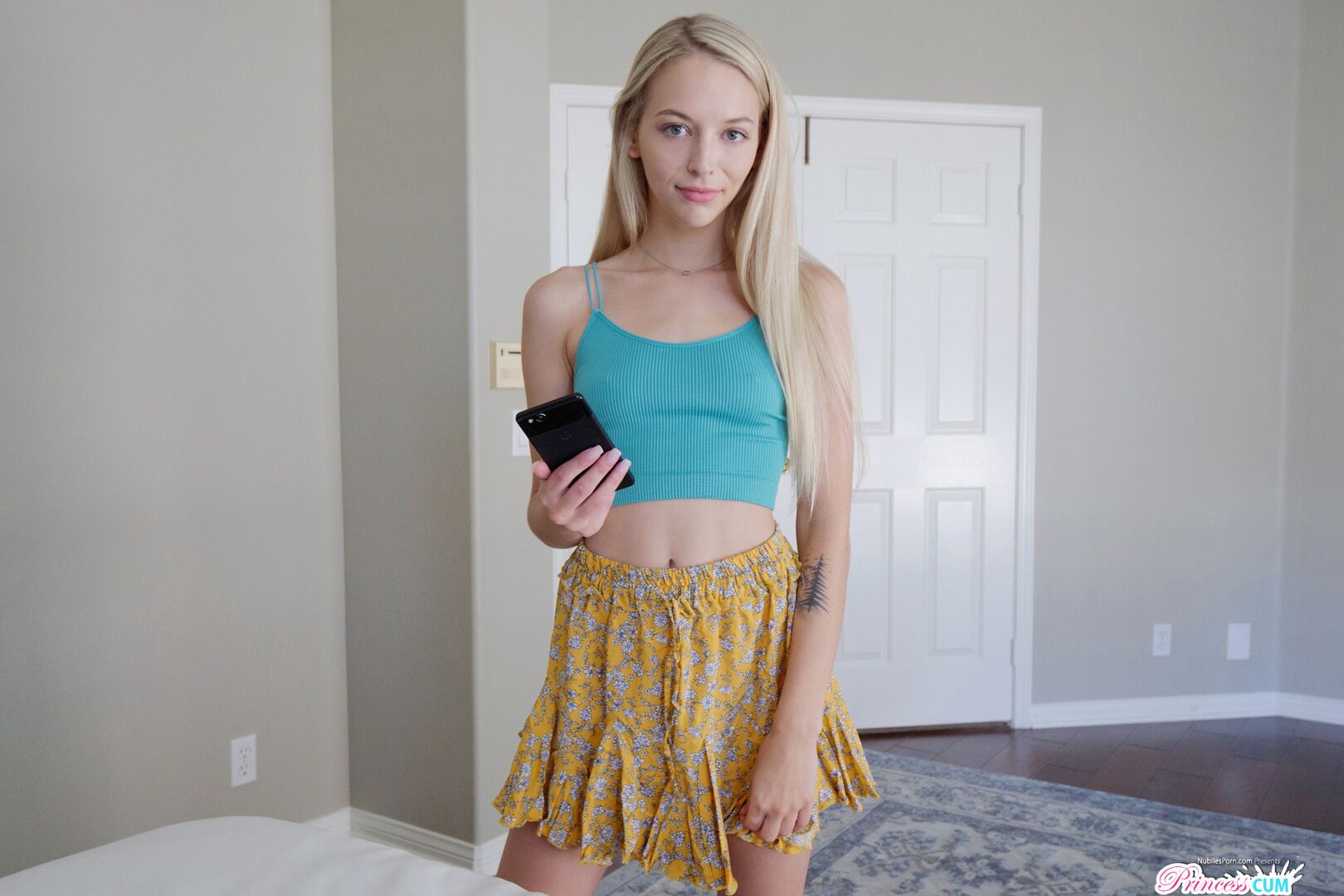 Step Sister Sets A Thirst Trap